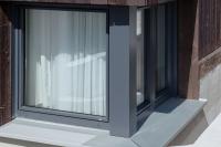 Kellerfenster als Eckfenster