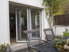 Falt-Schiebe-Tür aus Holz Außenansicht