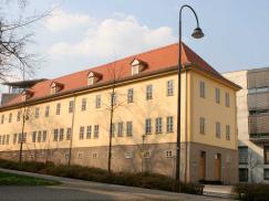 Ehemaliger Fürstenkeller mit PaX-Verbundfenstern aus Kiefer in Jena