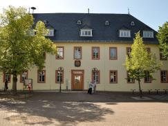 PaXretro58 Denkmalschutzfenster aus Meranti für Kellereigebäude in Hofheim