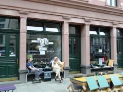 PaXcontur68 aus Eukalyptus für Stadthaus aus der Neorenaissance in Frankfurt am Main
