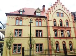 PaXpur58 aus Eukalyptus für neogotisches Feierabendhaus in Darmstadt