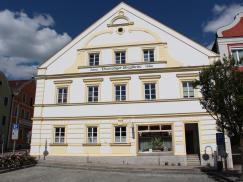 PaXretro58 Denkmalschutzfenster für ehemaligen Stieglbräu in Geisenhausen