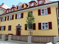 PaXcontur68 Fenster aus Eukalyptus für Baugenossenschaftssiedlung in Erlangen