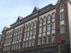 PaXcontur68 aus Eukalyptus für Schule in Solingen