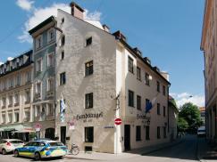 PaXretro58 aus Eiche für Gaststätte in München