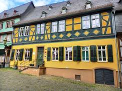 PaXretro68 aus Eukalyptus für barockes Fachwerkhaus in Frankfurt Höchst