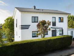 Saniertes Wohnhaus mit Kunststofffenstern von PaX in Geisenheim