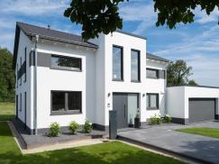 Einfamilienhaus Neubau mit Kunststofffenstern von PaX