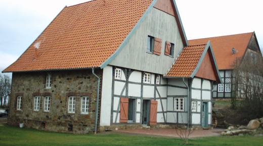 Einbau denkmalgerechter Kastenfenster aus Kiefer in Bad Salzuflen