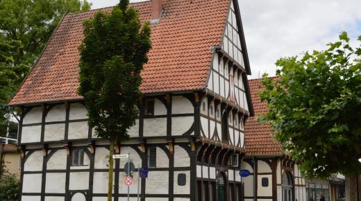 PaX-Kastenfenster aus Eiche für historisches Remensniderhaus in Herford