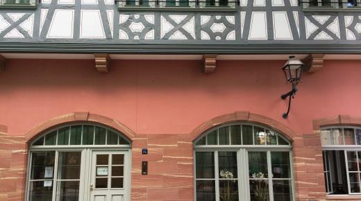 Rekonstruktion Kastenfenster und Haustüren für den Rebstockhof in Frankfurt am Main