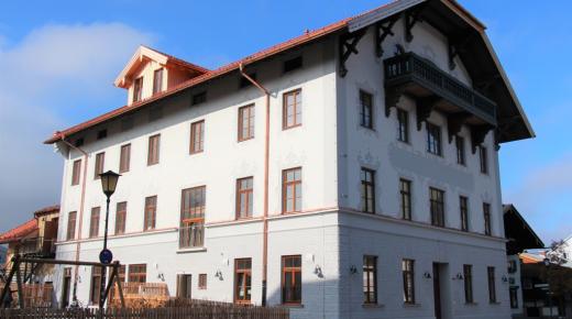 PaXcontur68 für zu Kindergarten umgebautem Gasthof in Lenggries