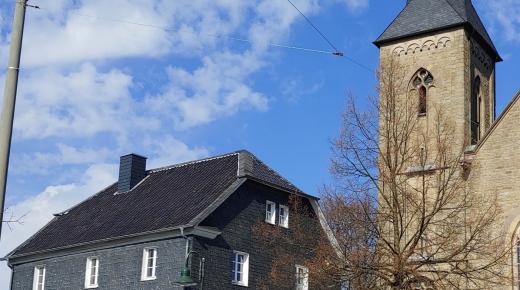 PaXretro68 aus Lärche für Vikarie in Overath 