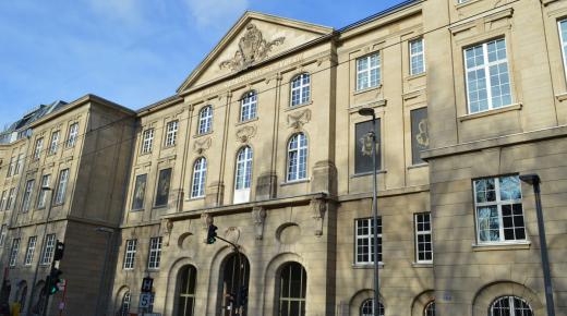 PaXretro78 aus Eiche für Museumsgebäude in Köln