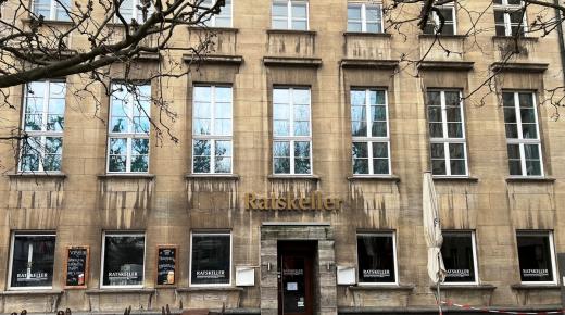 PaXcontur68 für Ostflügel des historischen Rathauses in Bochum