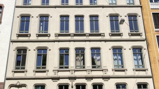 PaXretro68 aus Eukalyptus für nobles Mietshaus in Frankfurt