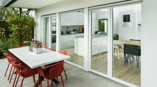 Terrassentür für saniertes Wohnhaus im Rheingau