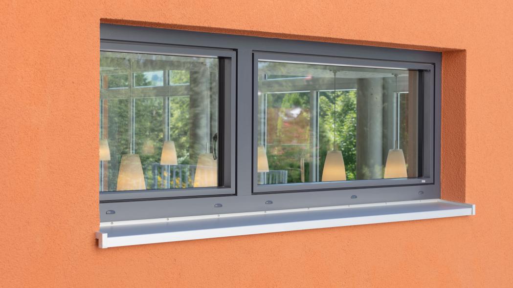 Kellerfenster in Kunststoff-Aluminium