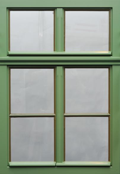 Holzfenster für Altbau und Denkmal hellgrün von PaX Classic