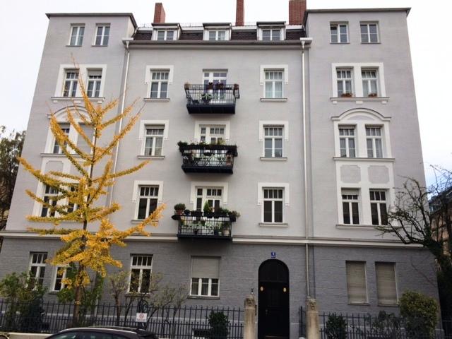 Barockisierendes Jugendstilgebäude  mit PaXretro58 aus Eukalyptus in München