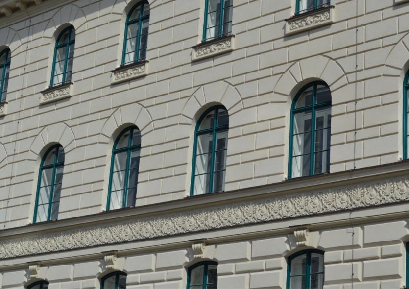 PaX-Kastenfenster mit geschlossener Brüstungsfuge im Stadtpalais München