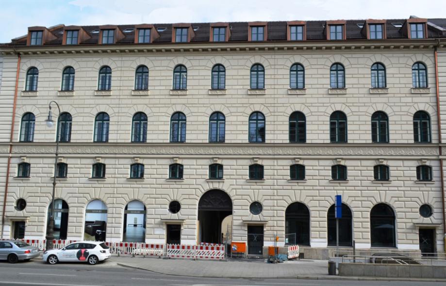 PaX-Kastenfenster mit geschlossener Brüstungsfuge im Stadtpalais München