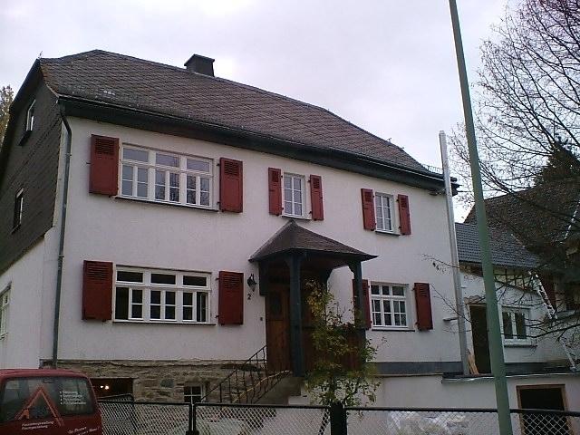 Ehemalige Hofanlage mit PaXpur58 Holzfenstern in Heidenrod