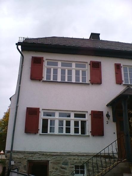 Ehemalige Hofanlage mit PaXpur58 Holzfenstern in Heidenrod