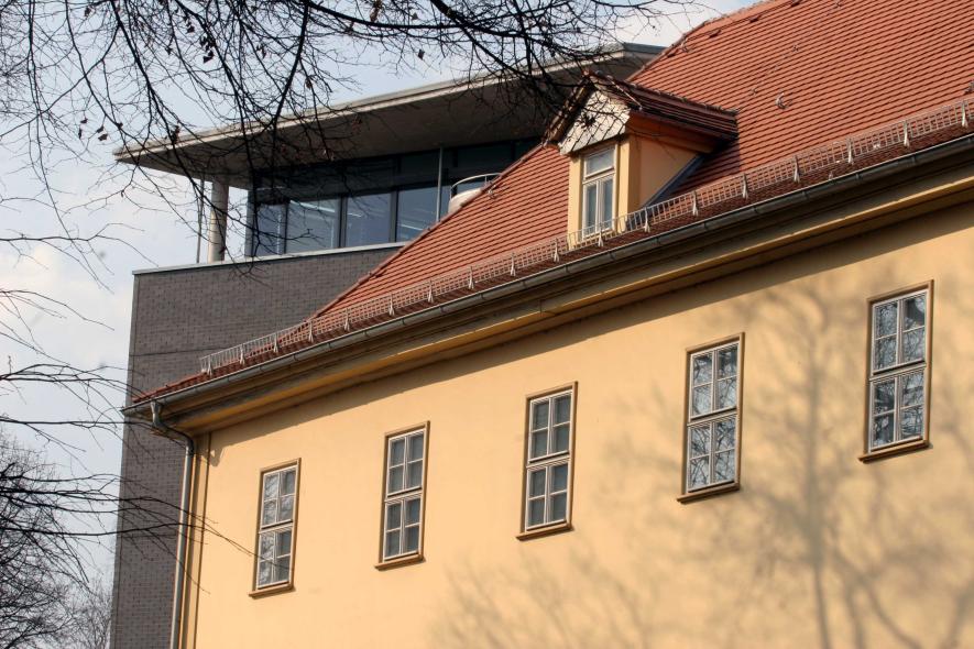 Ehemaliger Fürstenkeller mit PaX-Verbundfenstern aus Kiefer in Jena