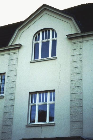 Rekonstruierte Denkmalschutzfenster PaXretro58 aus Meranti in Brühl 