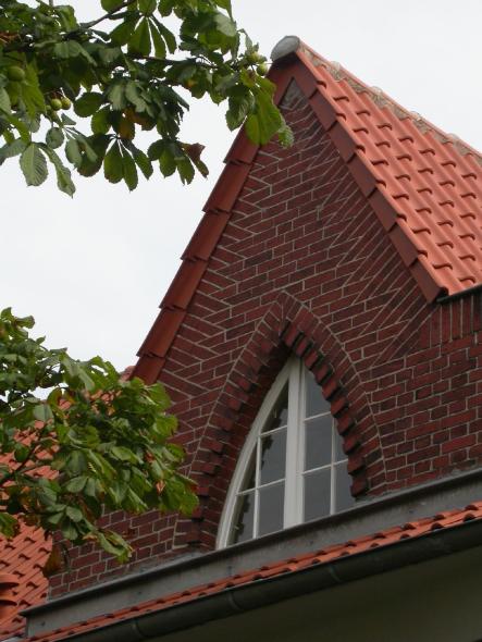 Historisierende PaXretro58 und rekonstruierte Haustür für Siedlungsgebäude in Bielefeld Nahaufnahme