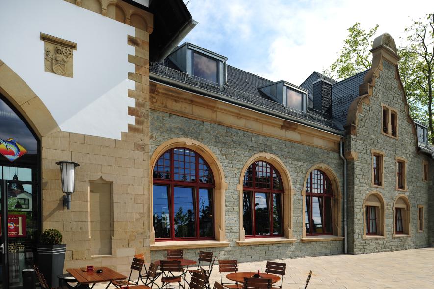 PaXretro78 Fenster aus Kiefer für historischen Bahnhof in Oberursel