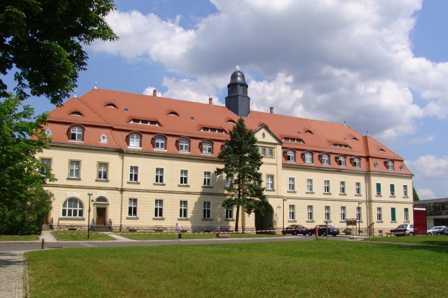 PaXcontur68 aus Kiefer für historisches Klinikum in Leipzig