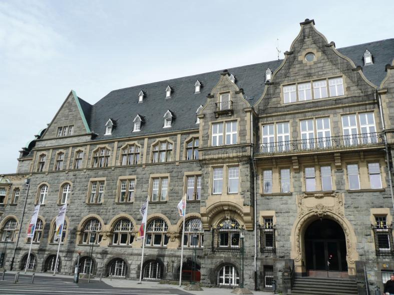 PaXretro68 Eukalyptusfenster für Rathaus in Remscheid