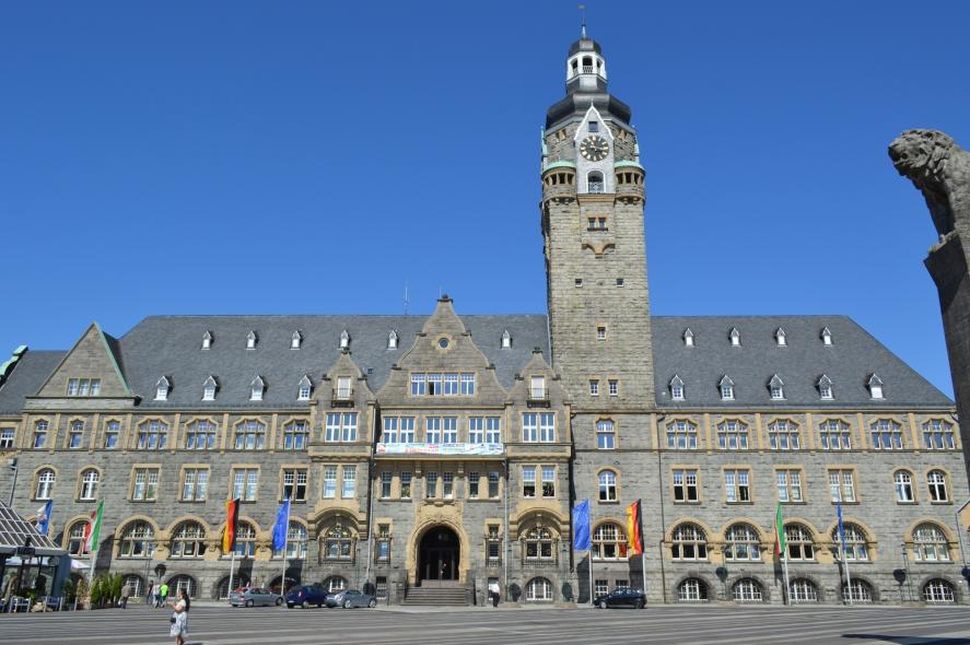PaXretro68 Eukalyptusfenster für Rathaus in Remscheid