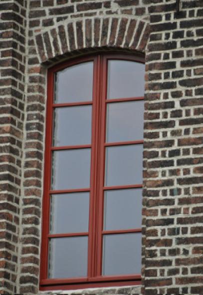 PaXpur68 Fenster aus Eukalyptus für Schloss Liedberg in Korschenbroich Nahaufnahme