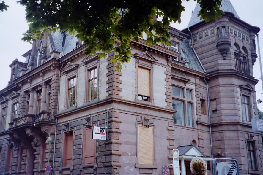 Neue PaXcontur68 Fenster für Villa Enzinger in Worms