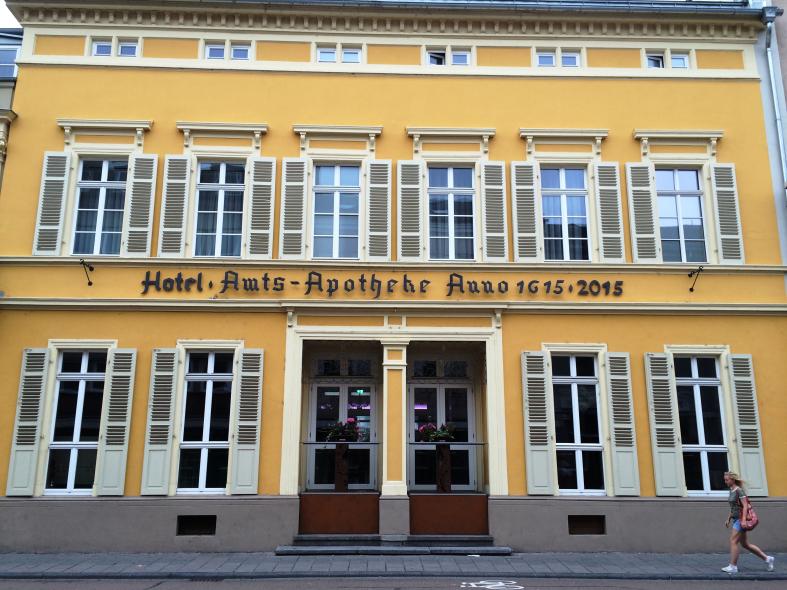 Alte Apotheke in Limburg mit PaXcontur68 aus Eukalyptus