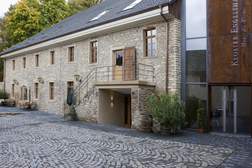 Ehemalige Klosteranlage in Ingelheim mit PaXpur58 