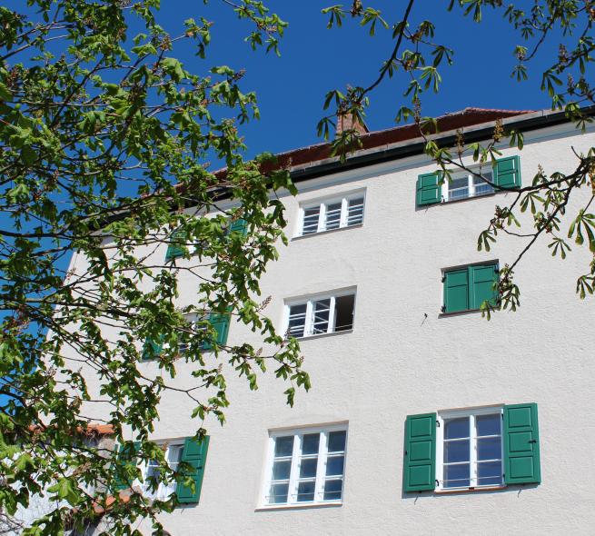 Ehemaliges Kloster Landsberg aus 1500 mit PaX Kastenfenstern aus Fichte