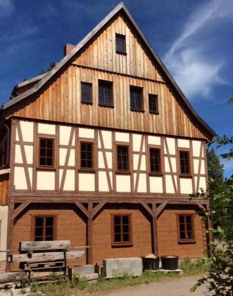 Fachwerkgebäude aus 1900 mit PaXretro68 aus Eiche in Hohenstein-Ernstthal