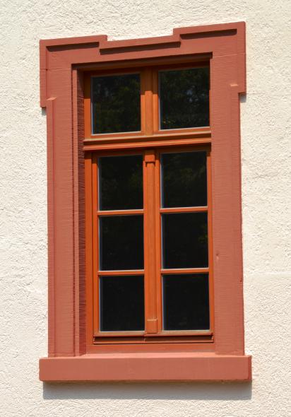 Historische Probstei mit PaXcontur68 aus Meranti in Schwabenheim Nahaufnahme