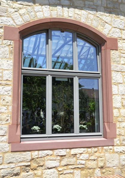 PaXcontur68 für historischen Winzerkeller in Ingelheim Nahaufnahme