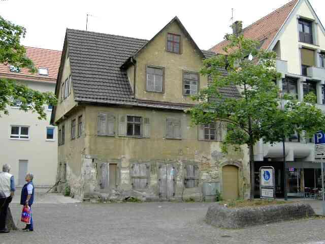 Innenvorfenster für Fachwerkgebäude vom Anfang des 15 Jhds. in Schwäbisch Gmünd vorher