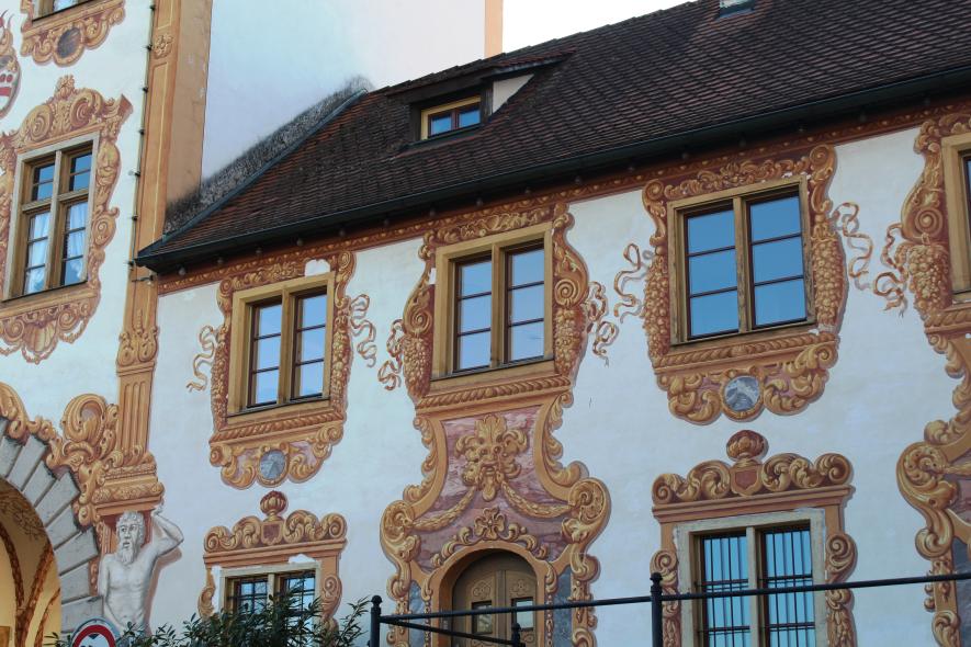 Oberes Tor Klosterhof mit PaXretro58 in Rot an der Rot