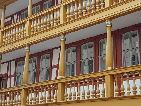 Rekonstruktion Kastenfenster und Haustüren für den Rebstockhof in Frankfurt am Main