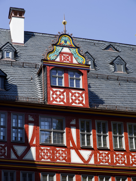 Rekonstruktion Kastenfenster und Türanlagen für die Goldene Waage in Frankfurt am Main