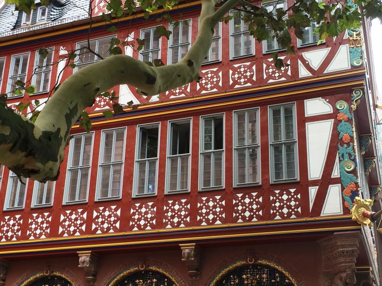 Rekonstruktion Kastenfenster und Türanlagen für die Goldene Waage in Frankfurt am Main