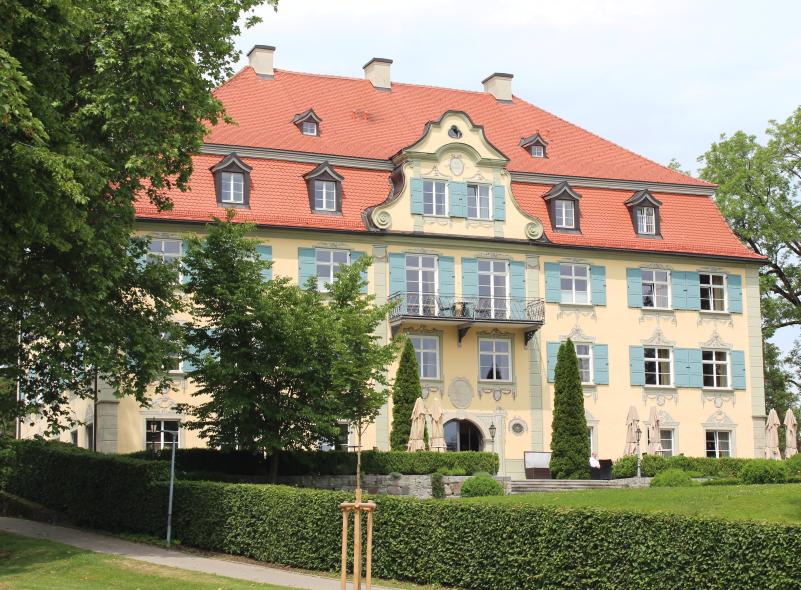 Schloss Neutrauchburg in Isny mit PaXretro58